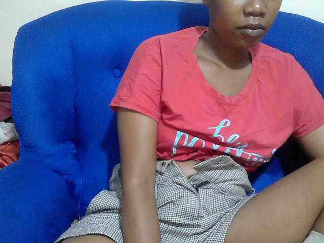 Lovenana live cam on BongaCams