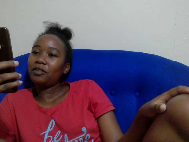 Lovenana live cam on BongaCams