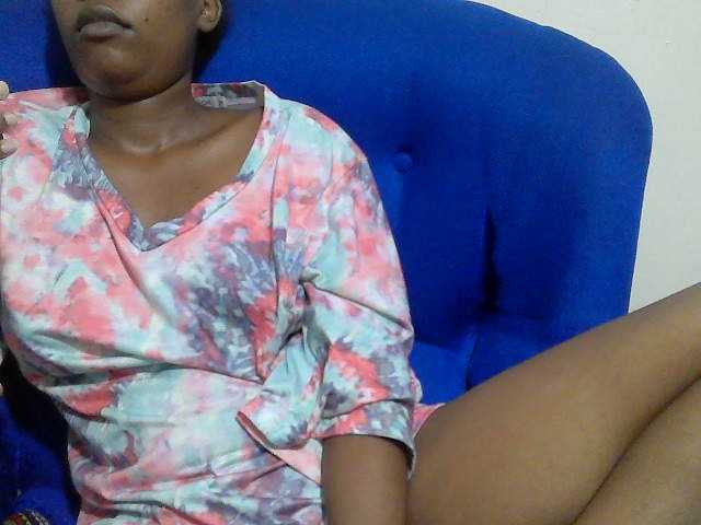 Lovenana live cam on BongaCams