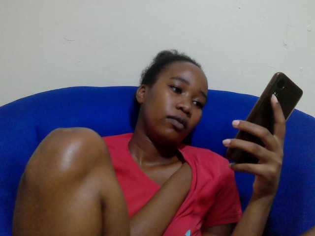 Lovenana live cam on BongaCams