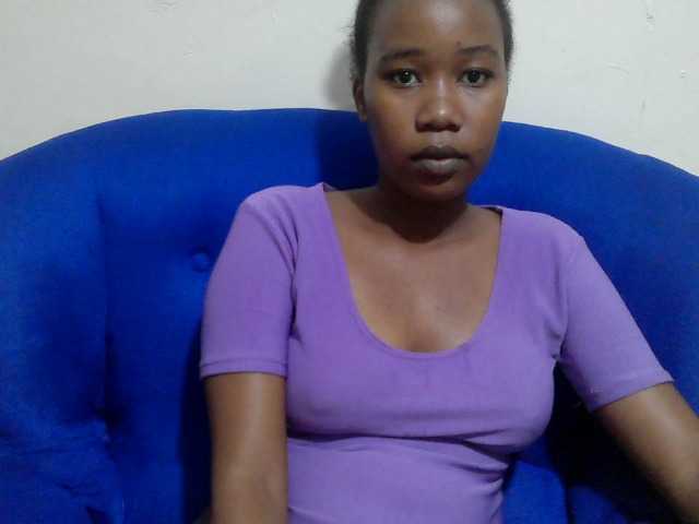 Lovenana live cam on BongaCams