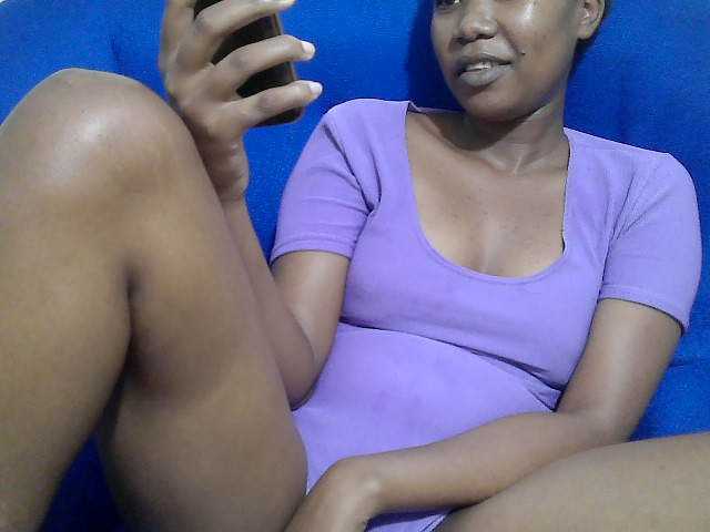 Lovenana live cam on BongaCams