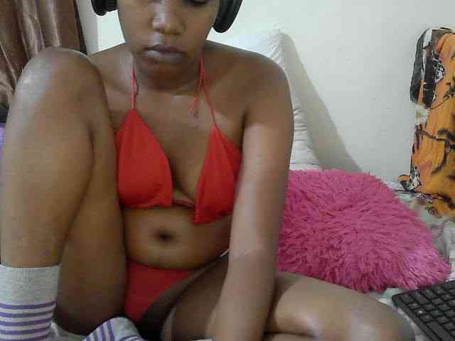 lovenana's live room