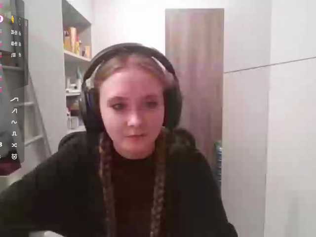 MatildaMccorey live cam on BongaCams