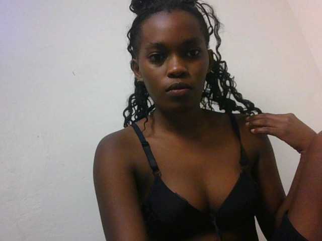 Sluttynanciee live cam on BongaCams