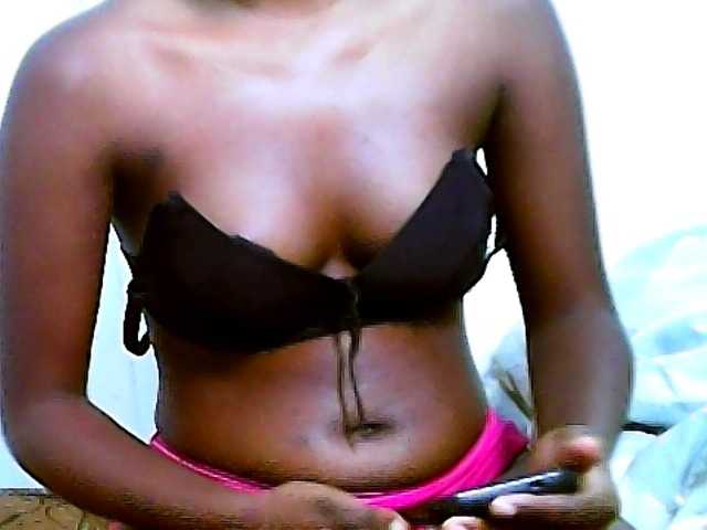 Sluttynanciee live cam on BongaCams