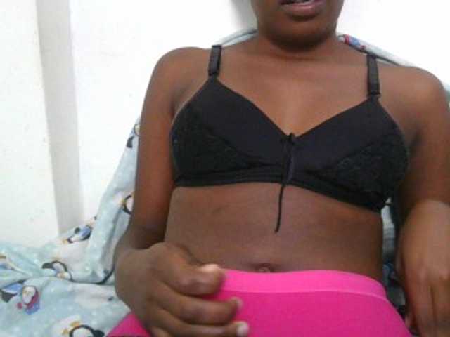 Sluttynanciee live cam on BongaCams