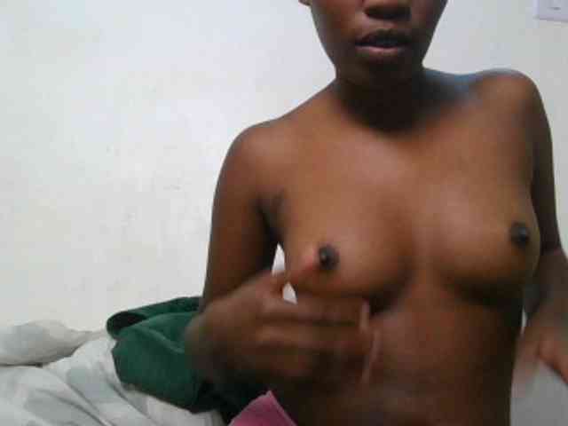 Sluttynanciee webcam