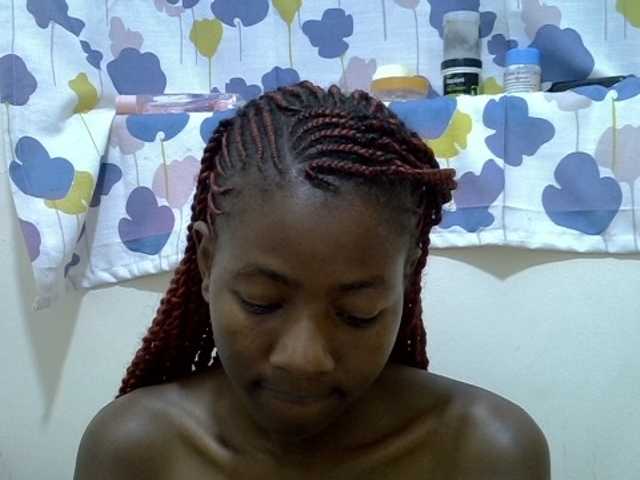 sexydona live cam on BongaCams