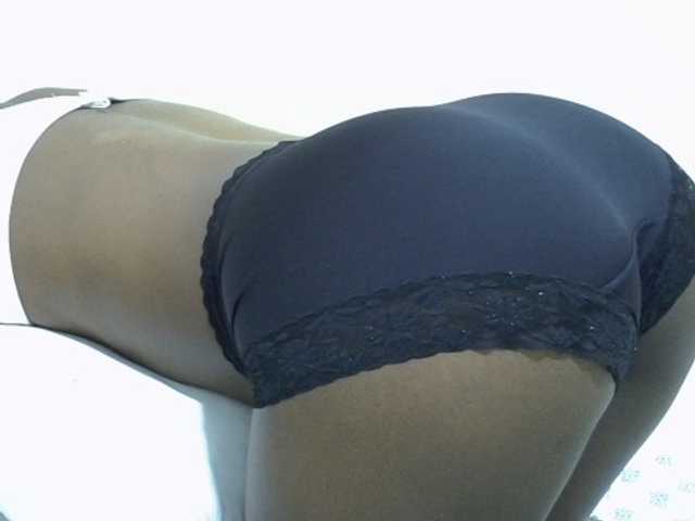 sexydona live cam on BongaCams