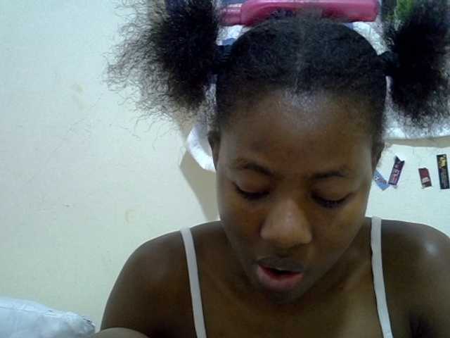 sexydona live cam on BongaCams