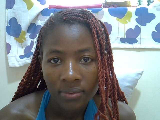sexydona live cam on BongaCams