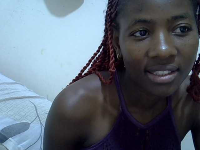 sexydona live cam on BongaCams