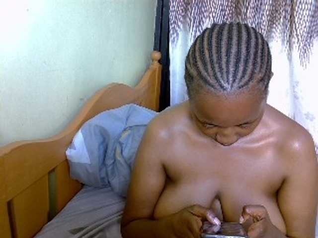 Smurfya live cam on BongaCams