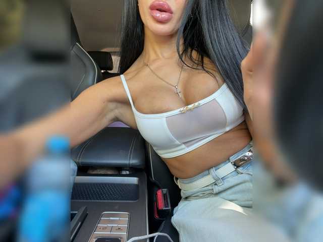 LuxeMia1