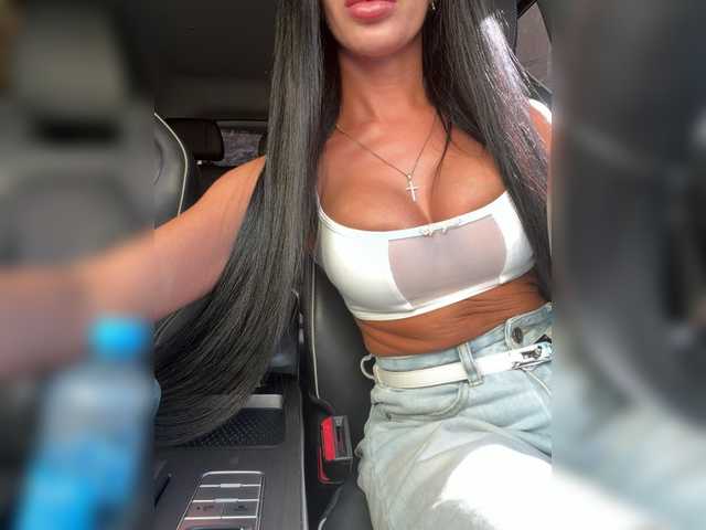 LuxeMia1