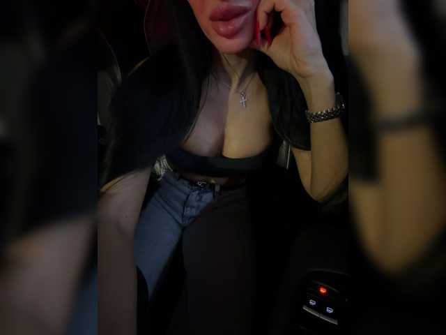 LuxeMia1