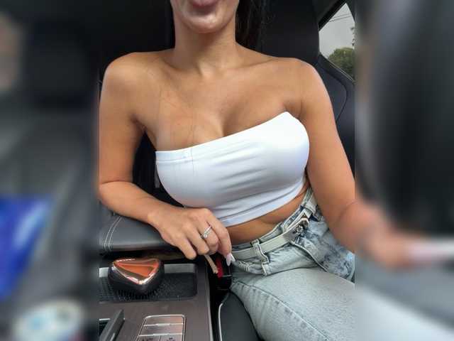 LuxeMia1