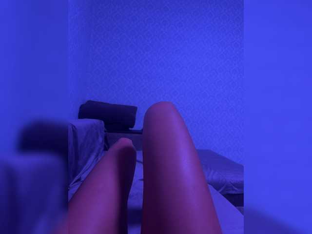LuxeMia1 live cam on BongaCams
