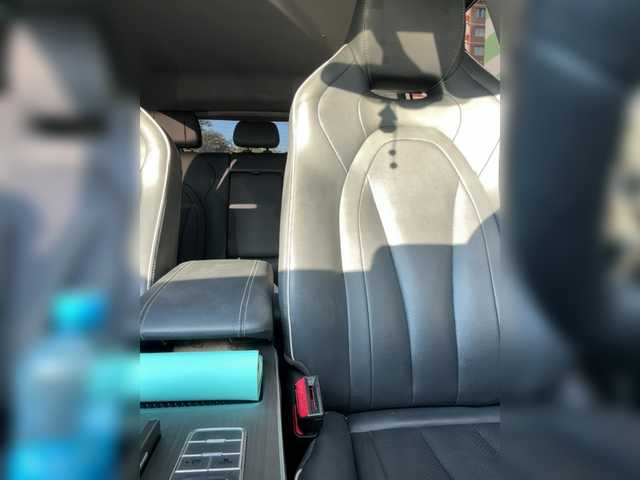LuxeMia1