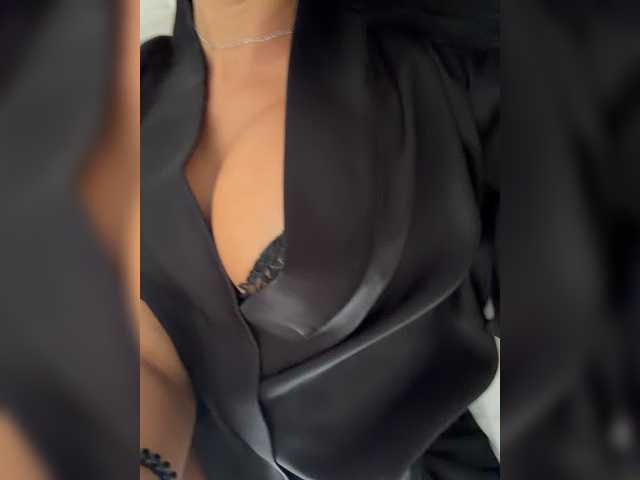 LuxeMia1