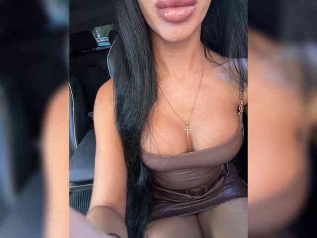 LuxeMia1