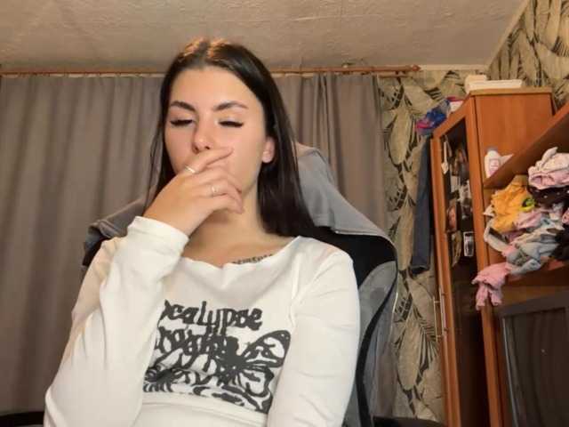 MargarettBewley live cam on BongaCams