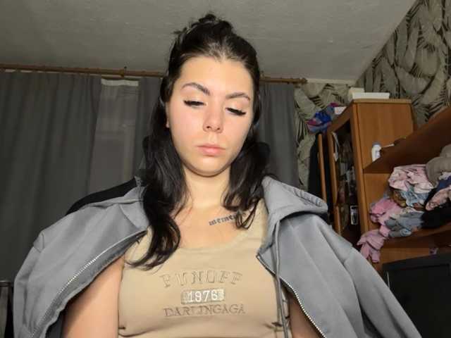 MargarettBewley live cam on BongaCams