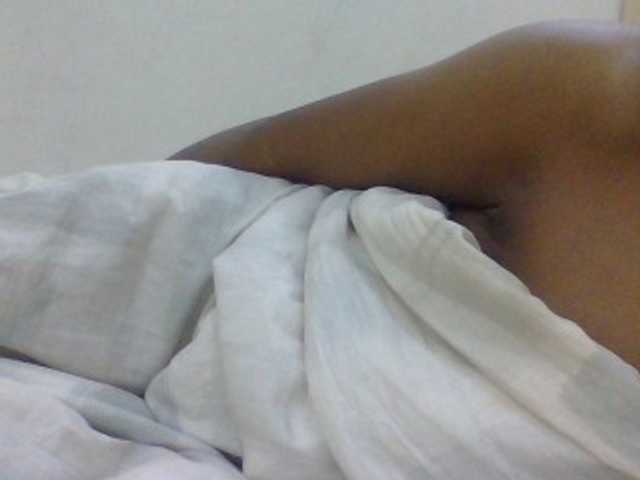 sexy-tess live cam preview