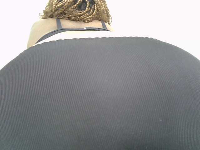 slutty-vicky90 live cam on BongaCams