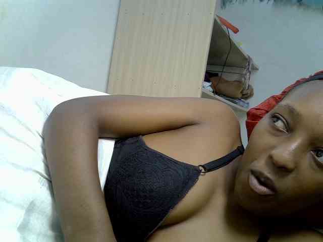 slutty-vicky90 webcam
