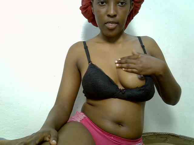 slutty-vicky90 webcam