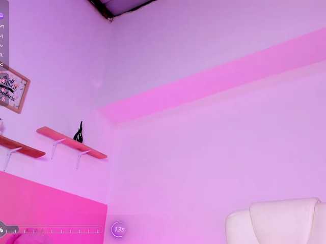 laylaqueen live cam preview