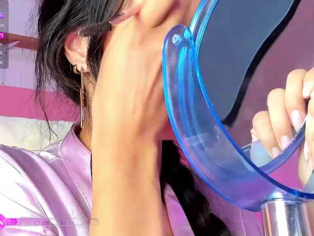Sailyn1 live cam on BongaCams