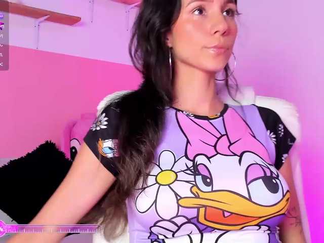laylaqueen live cam preview