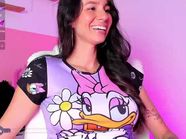 laylaqueen live cam preview