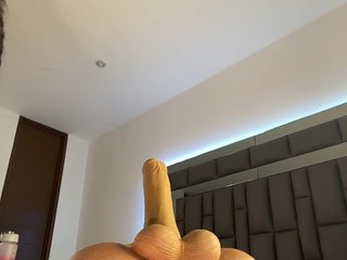 -Sthef-castle- Porn Show