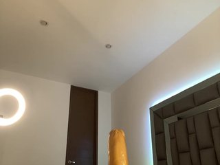 -Sthef-castle- Porn Show