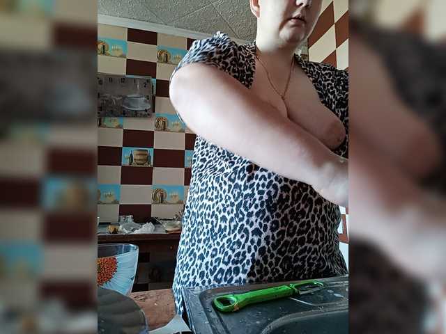 Tina-Mirabella live cam preview