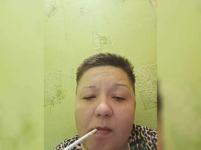 Tina-Mirabella live cam