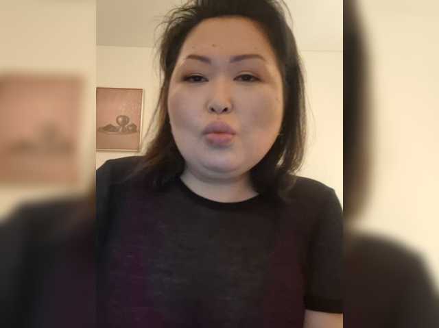 SweetieMaya webcam