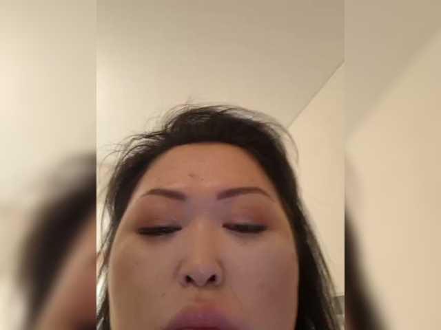 SweetieMaya live cam on BongaCams