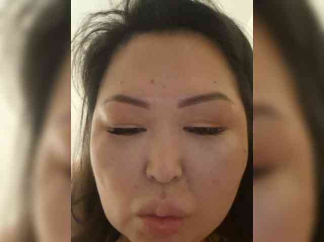 SweetieMaya webcam