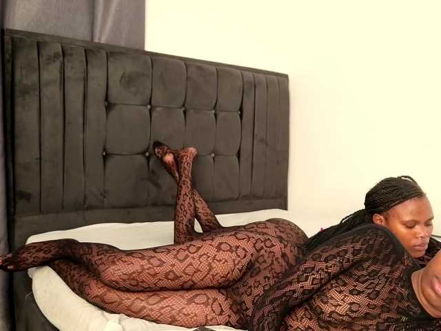 Naughty-Queen
