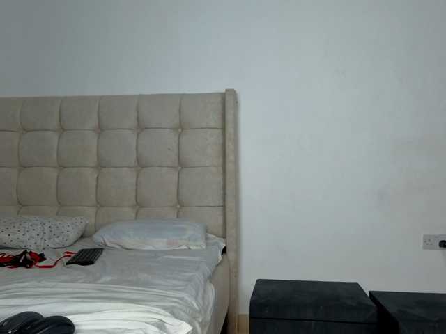 Naughty-Queen live cam on BongaCams