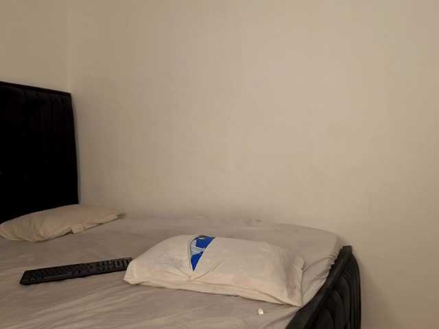 Naughty-Queen live cam on BongaCams