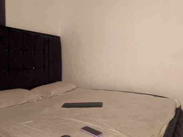 Naughty-Queen webcam