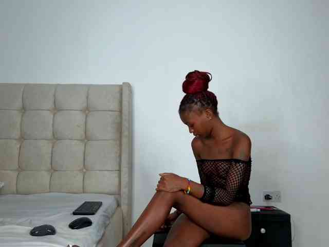 Naughty-Queen webcam