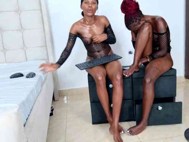 Model: Naughty-Queen