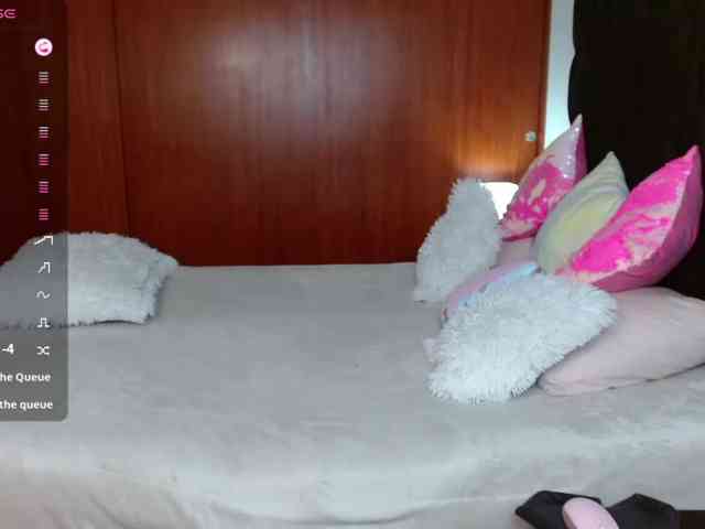 kendra-28 webcam